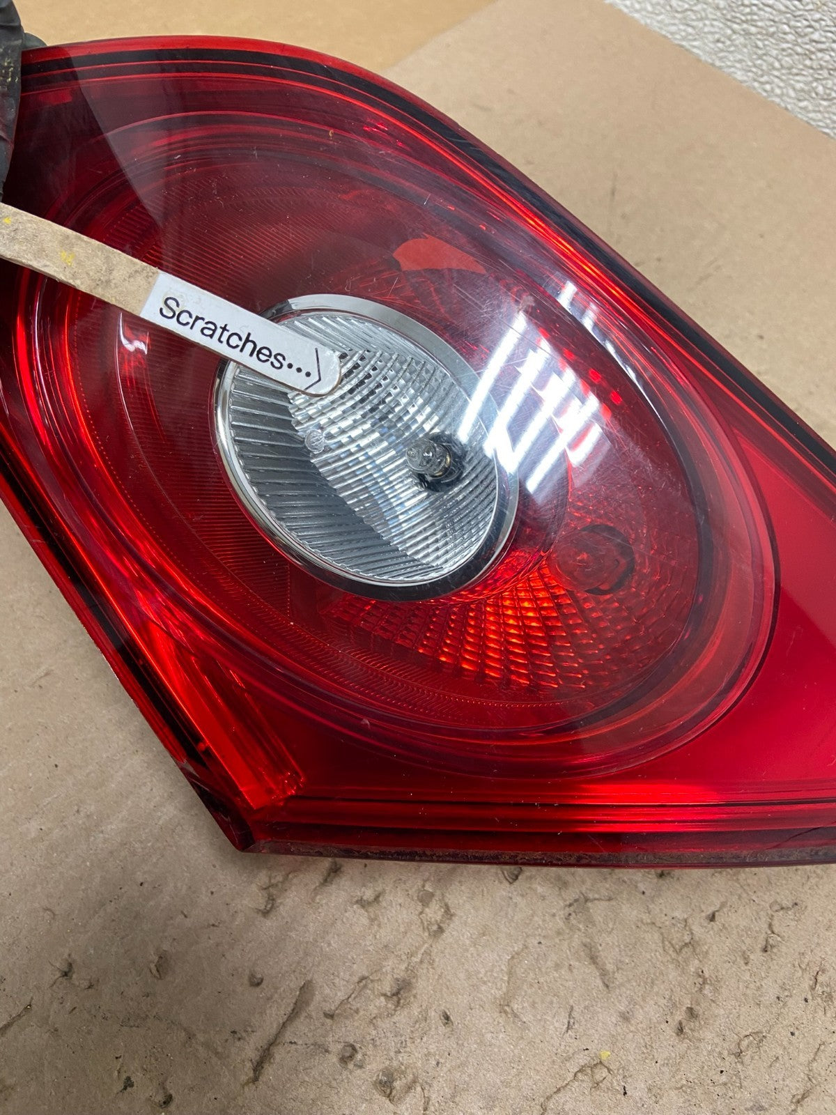 2009-2012 Volkswagen CC Right Passenger RH Side Tail Light Inner Trunk Z6479 DW3