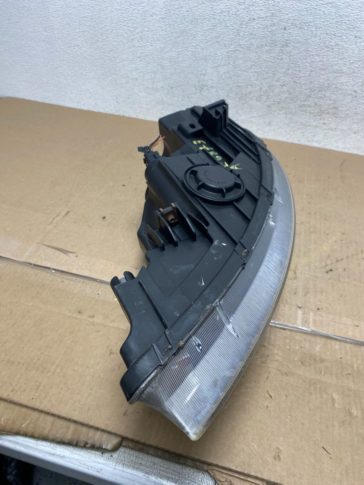 2010 2012 Kia Sportage Passenger Right Side Halogen Headlight AE6873 DG8