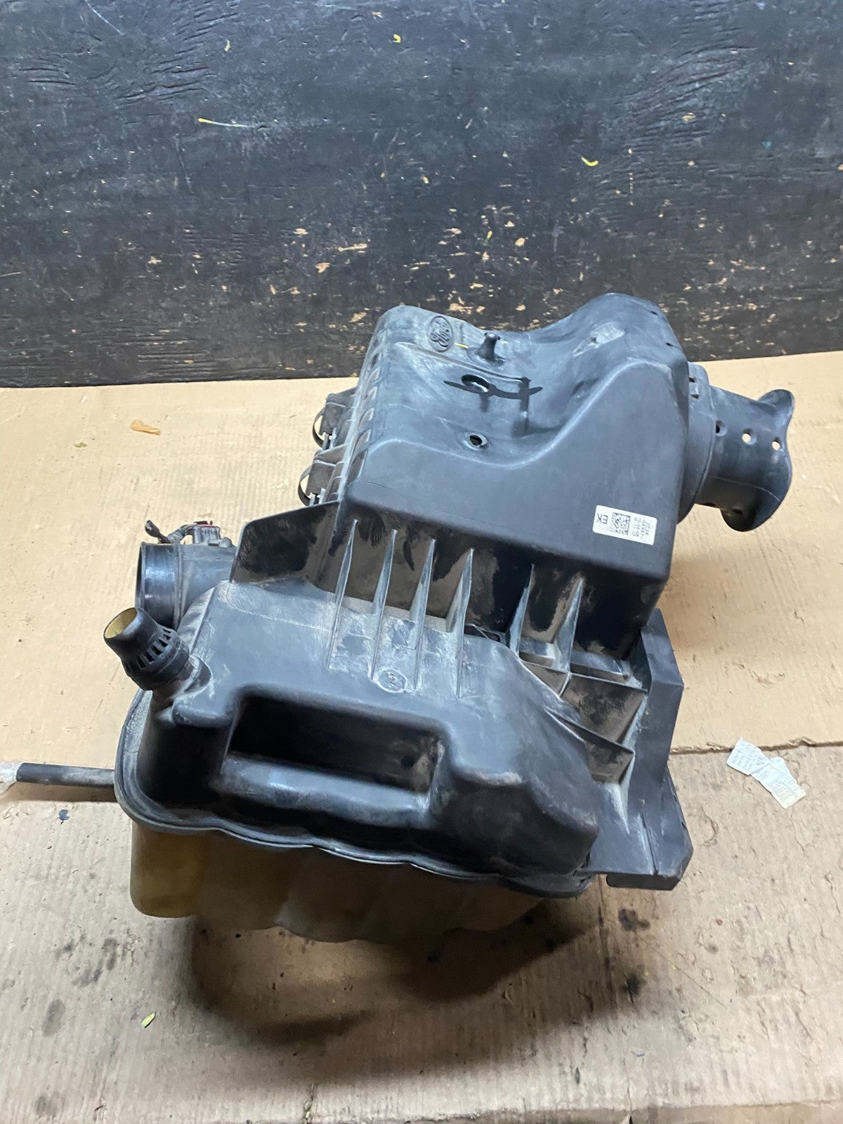 2007-2008 Lincoln Navigator Ford Expedition 5.4L Air Cleaner Intake Box x3133 DG5