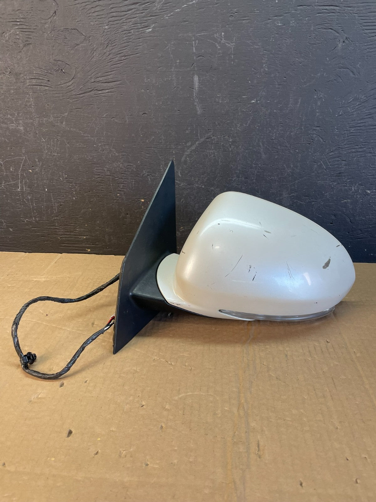 2008-2012 Buick Enclave Left Driver Heat Door Turn Sg Mirror Heated AC97910