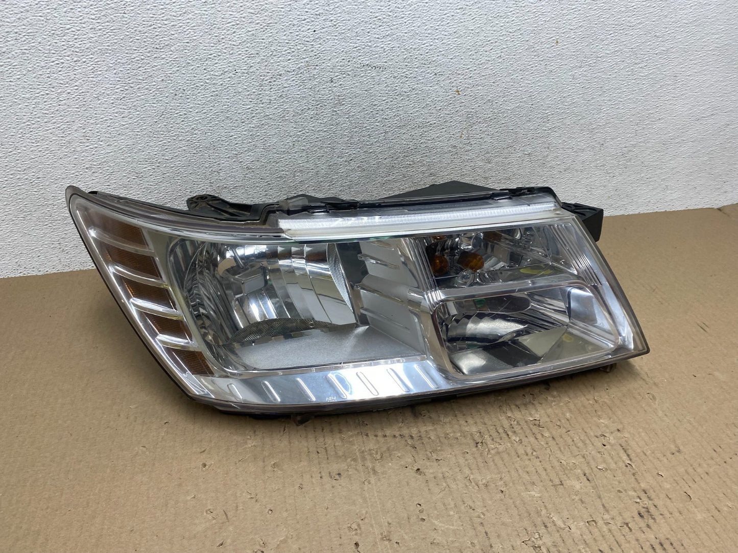 2009 to 2017 Dodge Journey Headlight Right Passenger Rh Halogen AE7061 DW0
