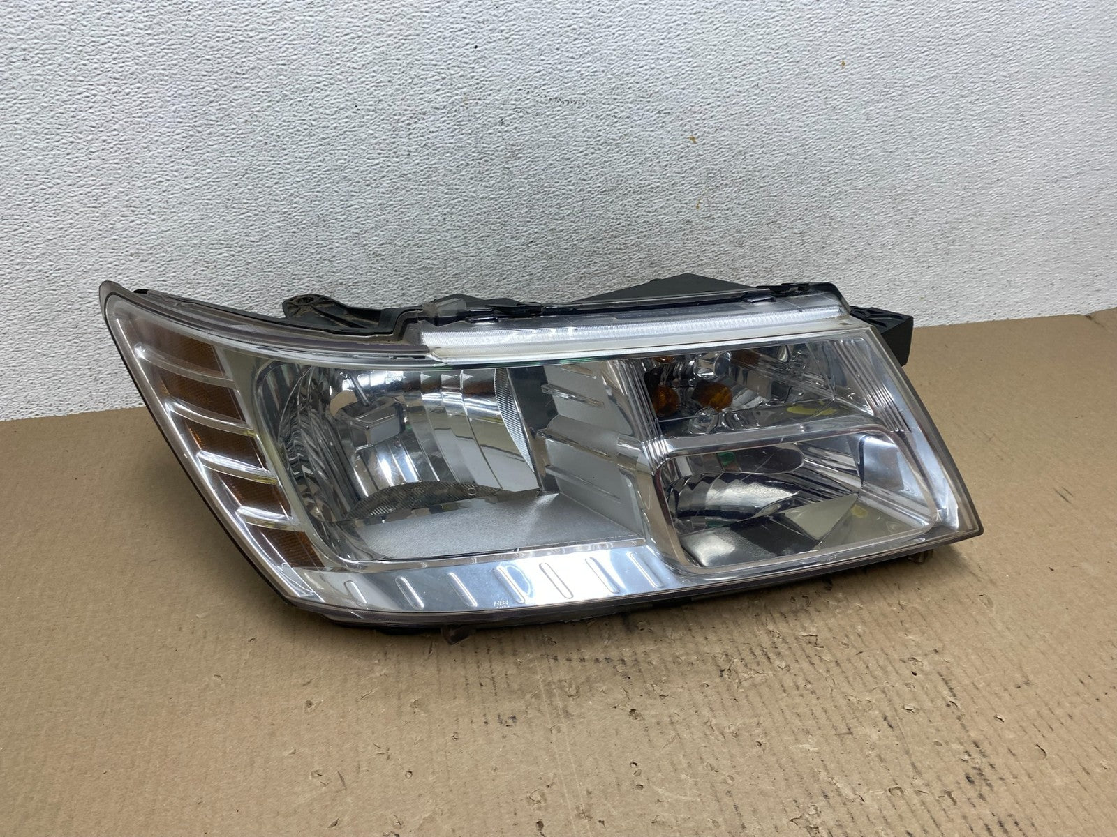 2009 to 2017 Dodge Journey Headlight Right Passenger Rh Halogen AE7061 DW0