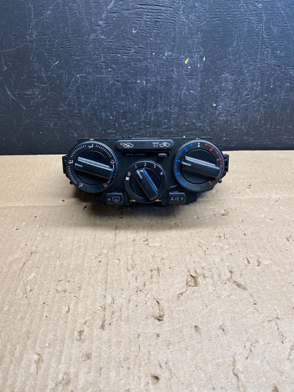 2007-2011 Nissan Versa AC Temperature Climate Control Switch Heater Panel Ac67260