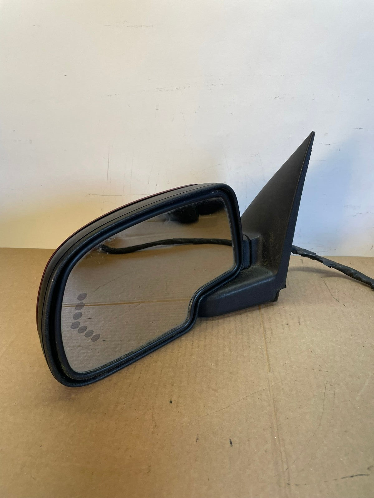 2003-2006 Cadillac Escalade Left Driver View Door Turn Signal Mirror AH6308 LK2