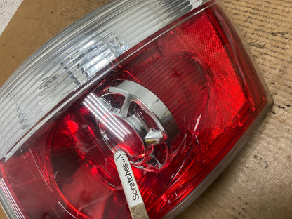 2007 to 2012 GMC Acadia Halogen Tail Light Right Passenger RH Side AE1505 LK3