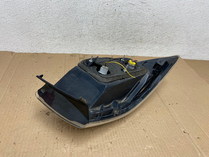 2010 2011 2012 2013 Mazda 3 Right Passenger Rh Side Tail Light AE8977 LK4