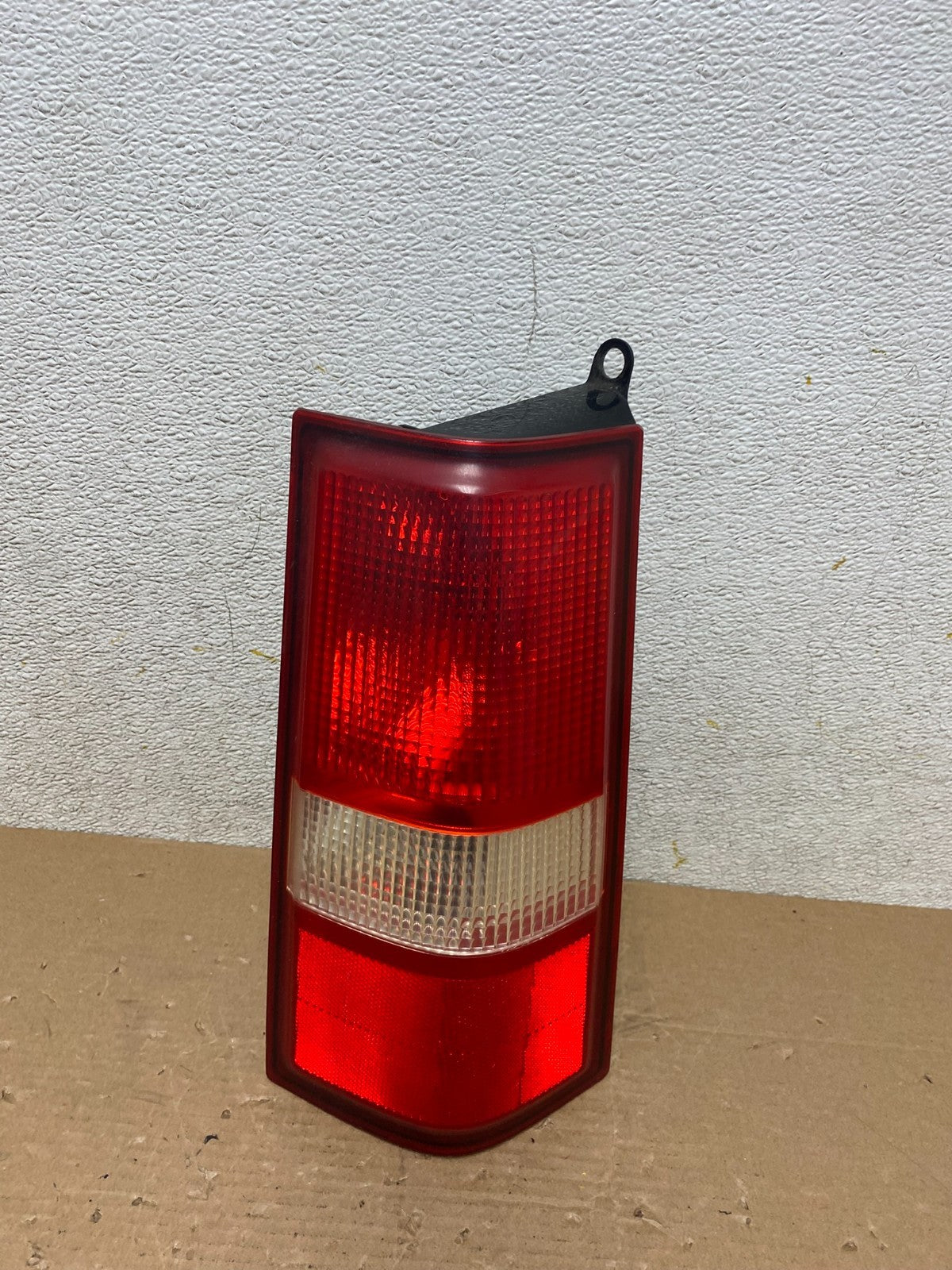 2003 2017 Chevrolet Express 1500 2500 3500 Right Passenger Tail Light R0651 DW0