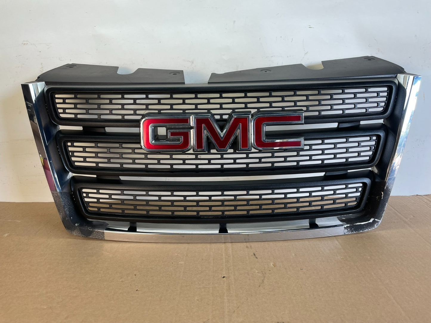 2010 to 2015 Gmc Terrain Front Upper Grill Grille AG7597 DG0
