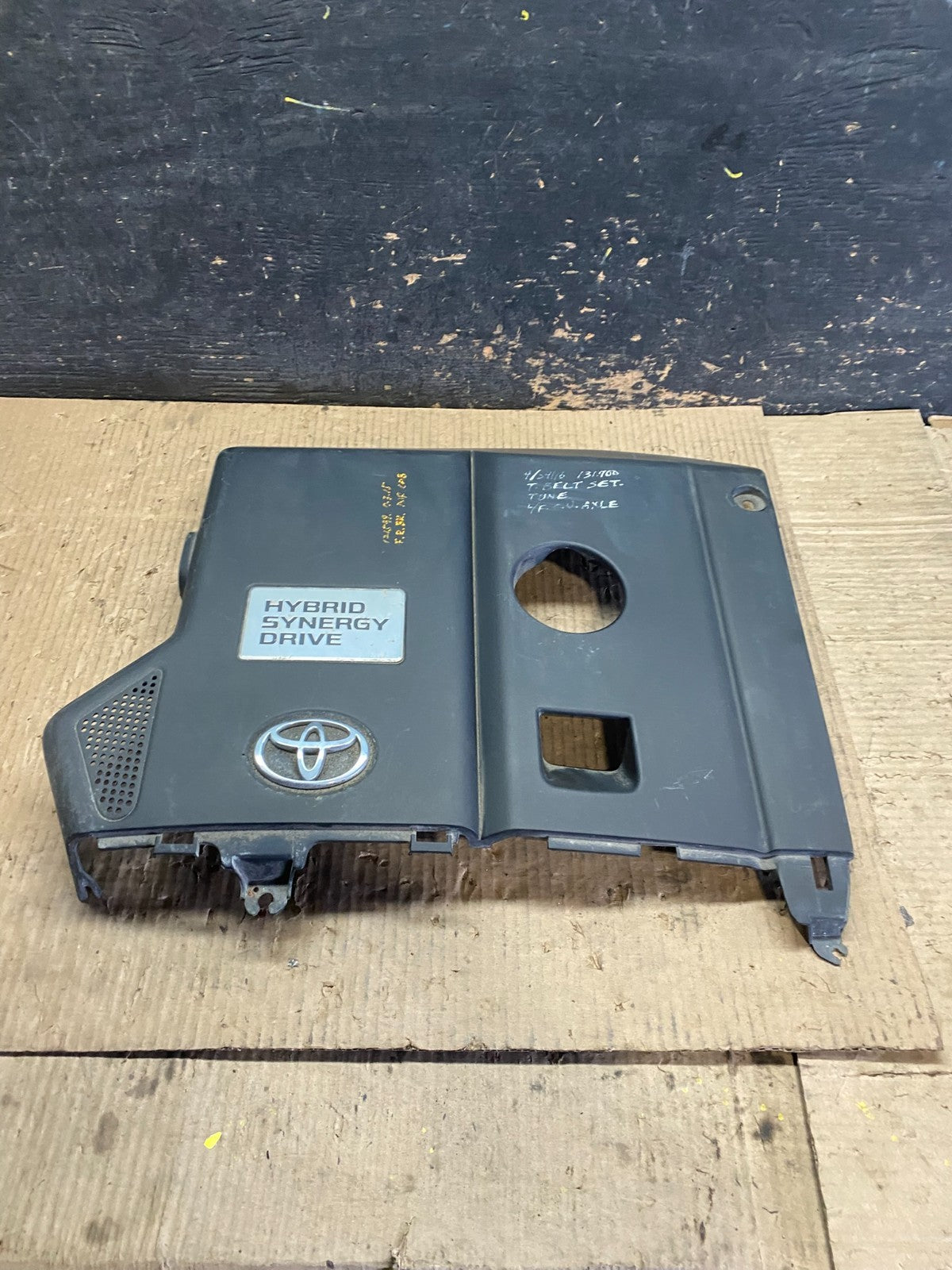 2006 to 2007 Toyota Highlander Hybrid Engine Motor Top Front Cover w6250  DG0