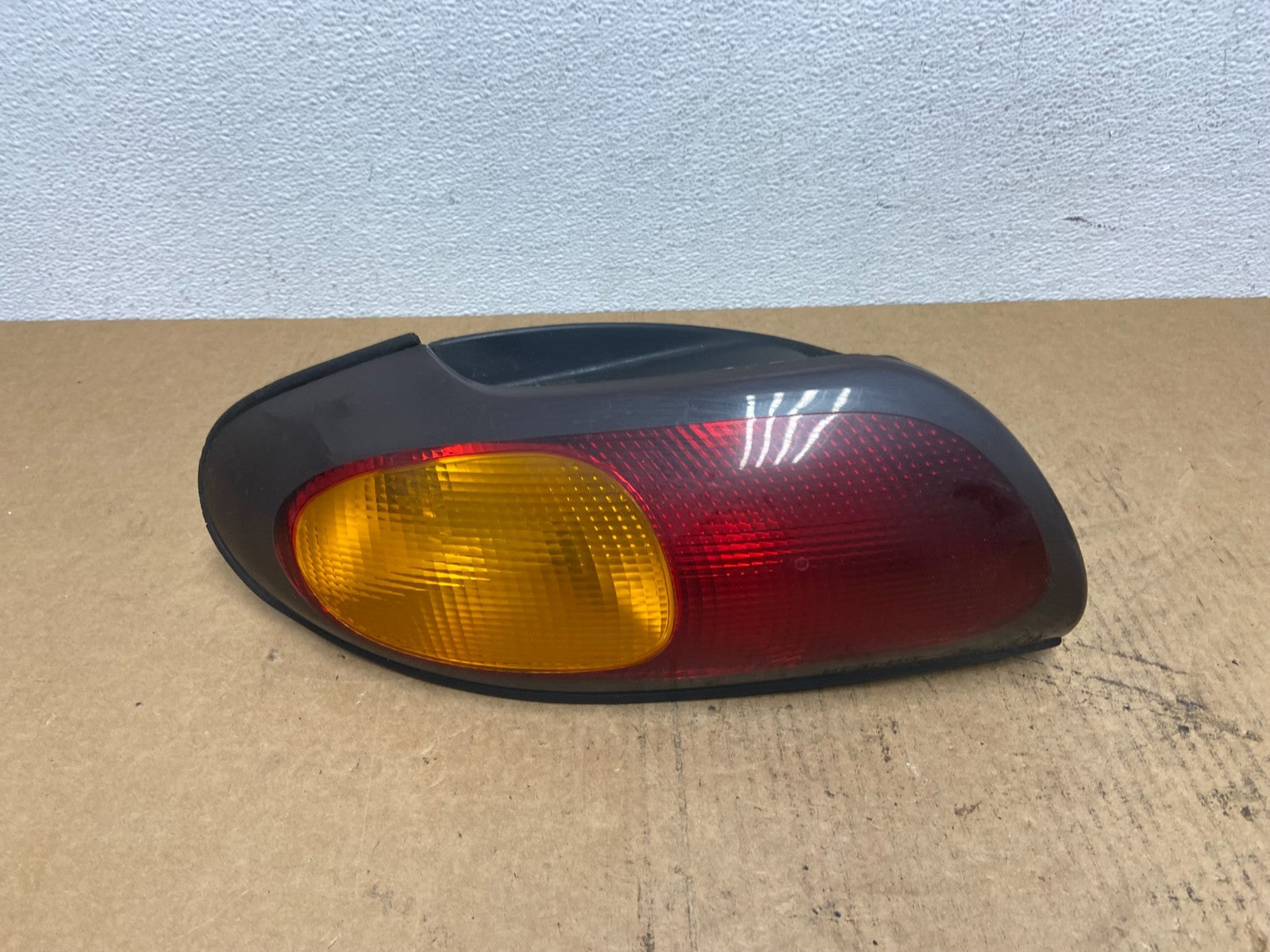 1998 - 1999 Ford Taurus Left Driver Side Tail Light AC2922 DG0
