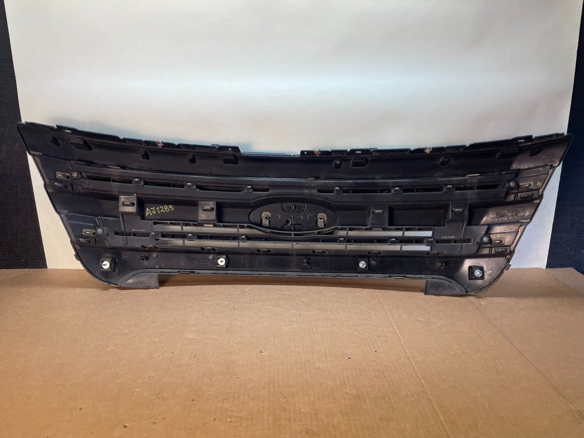 2011 to 2015 Ford Explorer Upper Front Grill Grille AJ1285 DG6