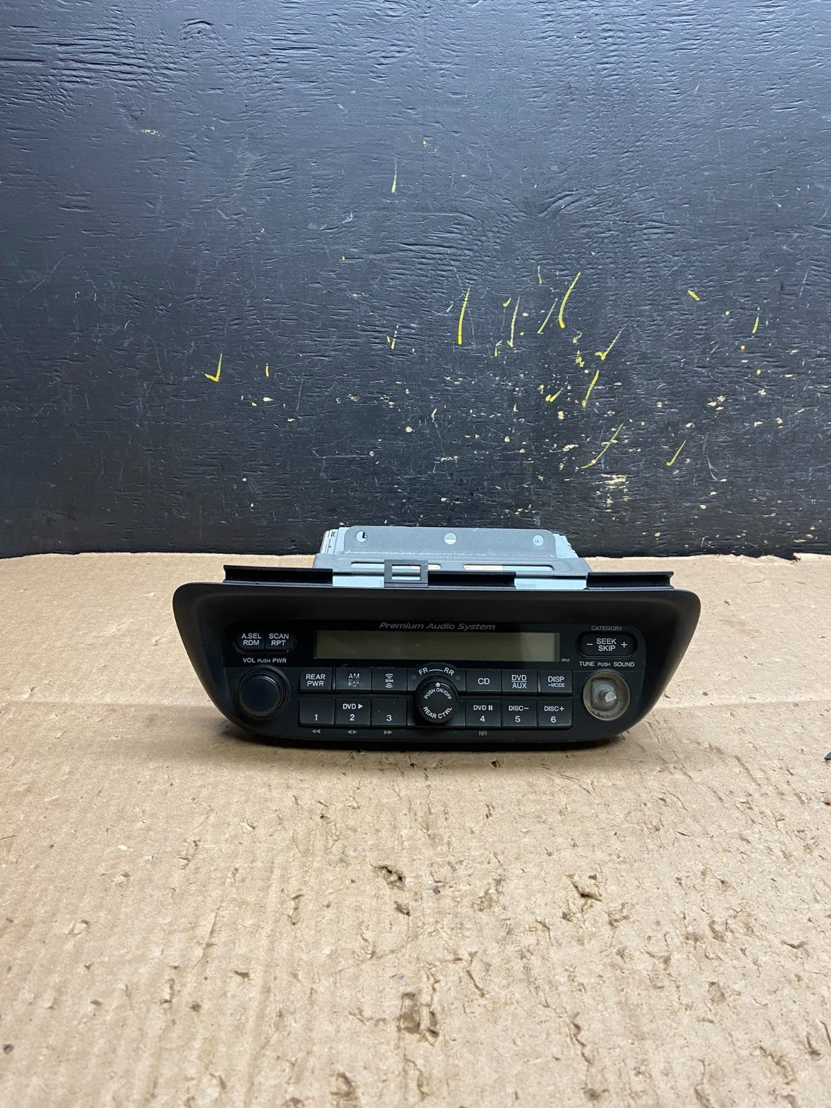 2005 to 2010 Honda Odyssey Am Fm Cd Player Radio Receiver Y7782 DG0