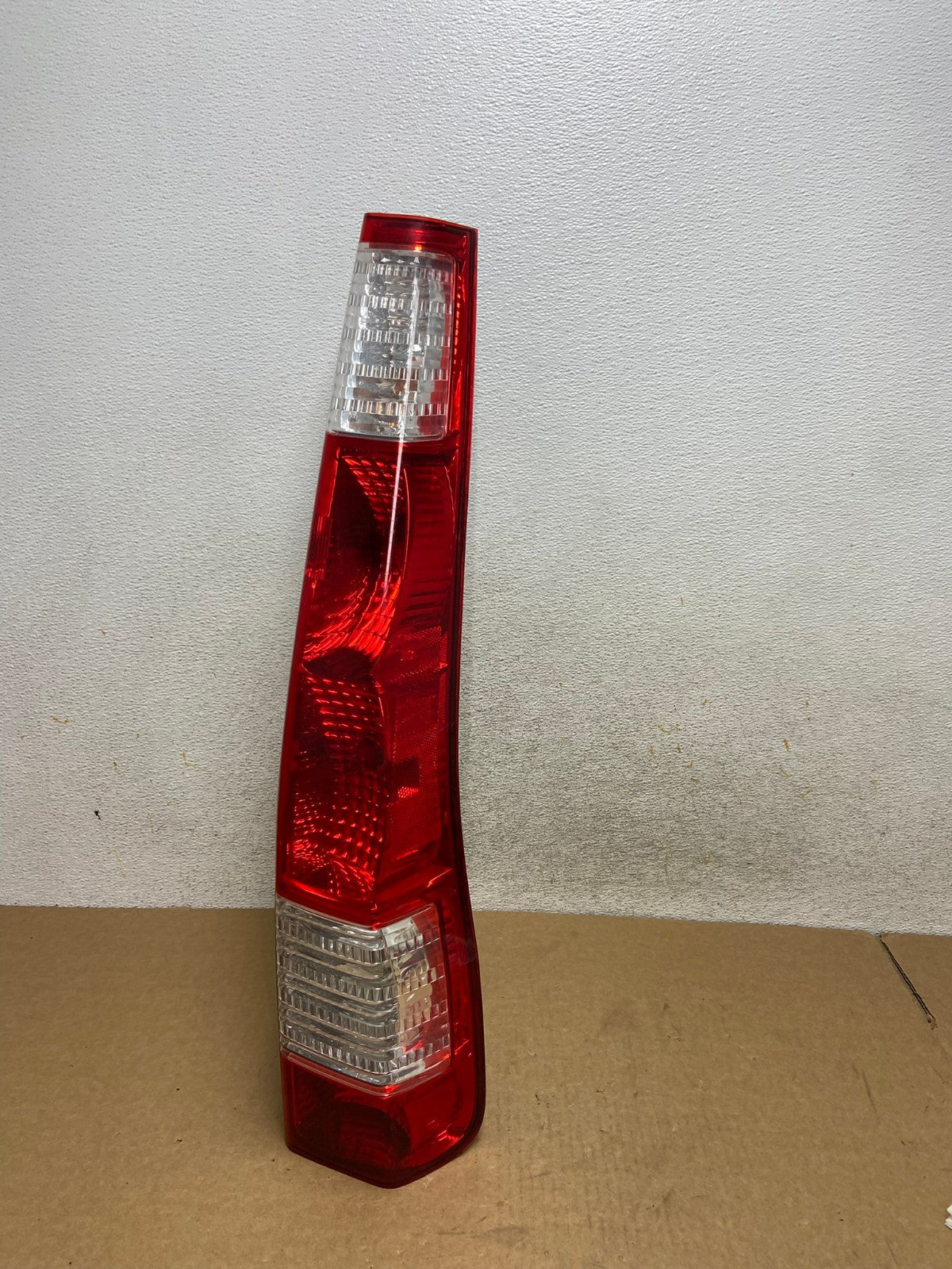 2005 to 2006 Honda Cr-v Crv Right Passenger Side Tail Light AI2642 LK0