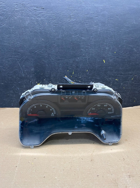 2009 to 2013 Ford E150 E250 E350 VAN Gauge Speedometer Cluster R2510 DG0