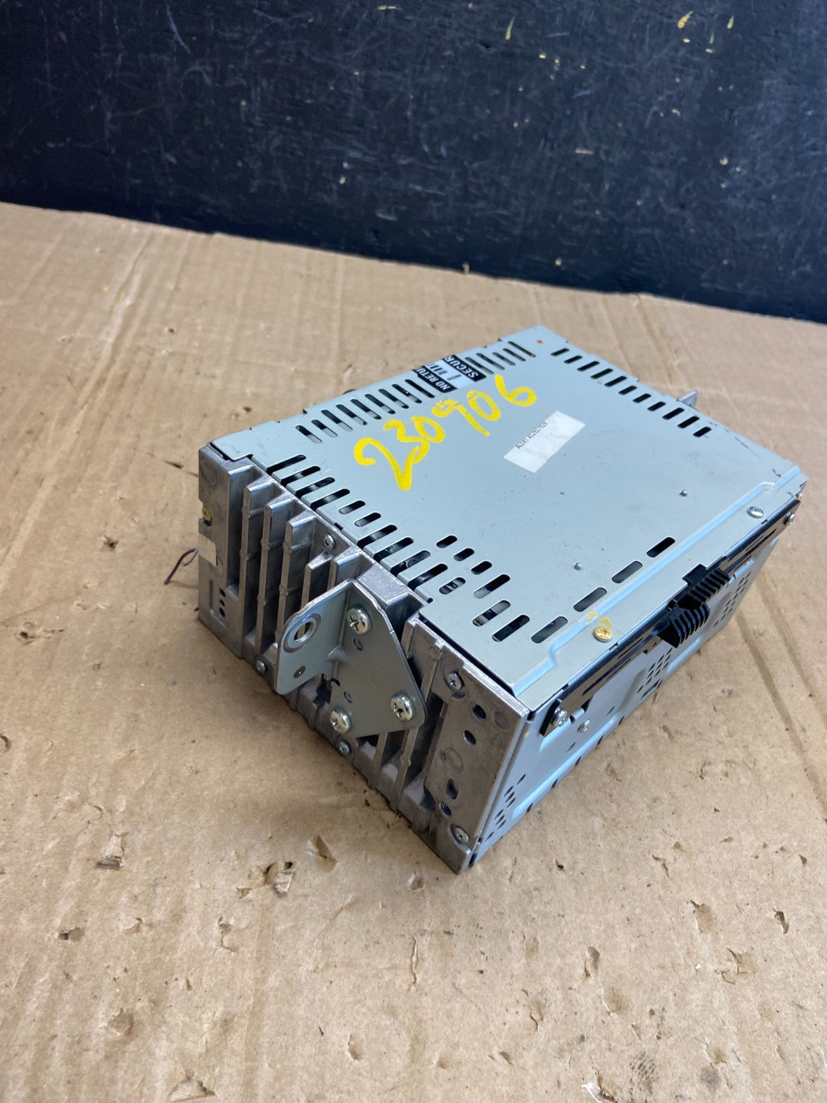 2013 2014 2015 Ford Escape Radio Receiver ID CJ5T-19C107-CJ AE1731 DG1