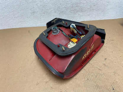 1999 2000 2001 Hyundai Sonata Right Passenger Rh Side Tail Light AD8018 LK5