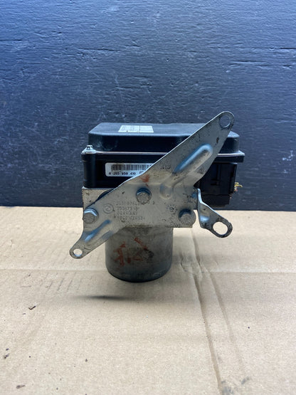 2007 to 2013 BMW 335i ABS Anti-Lock Brake Pump 6768550 AD1792 DG2