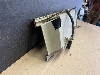 1987 - 1993 Cadillac Allante Center Tail Light License Plate Holder i7440 OEM DG5
