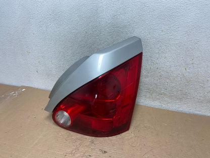 2004 2005 2006 2007 2008 Nissan Maxima Right Passenger Tail Light AI1071 LK0