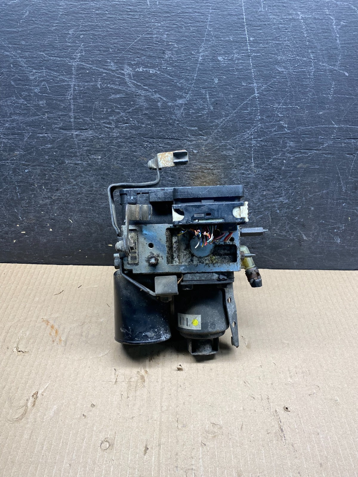 2004 - 2009 Toyota Prius ABS Brake Pump Anti Lock Module ah7353 DG4