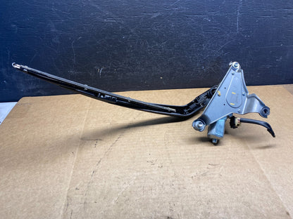 2008 to 2015 Scion xB Rear Wiper Motor ad7534 DG5