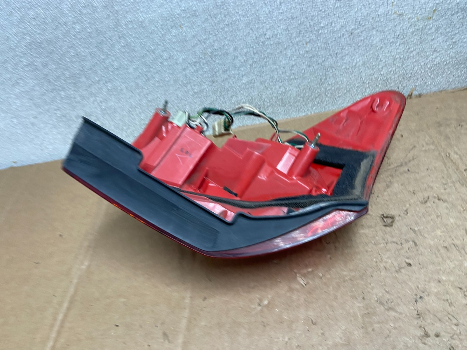 2006 2007 2008 Toyota Rav4 Right Passenger RH Side Tail Light AA52344