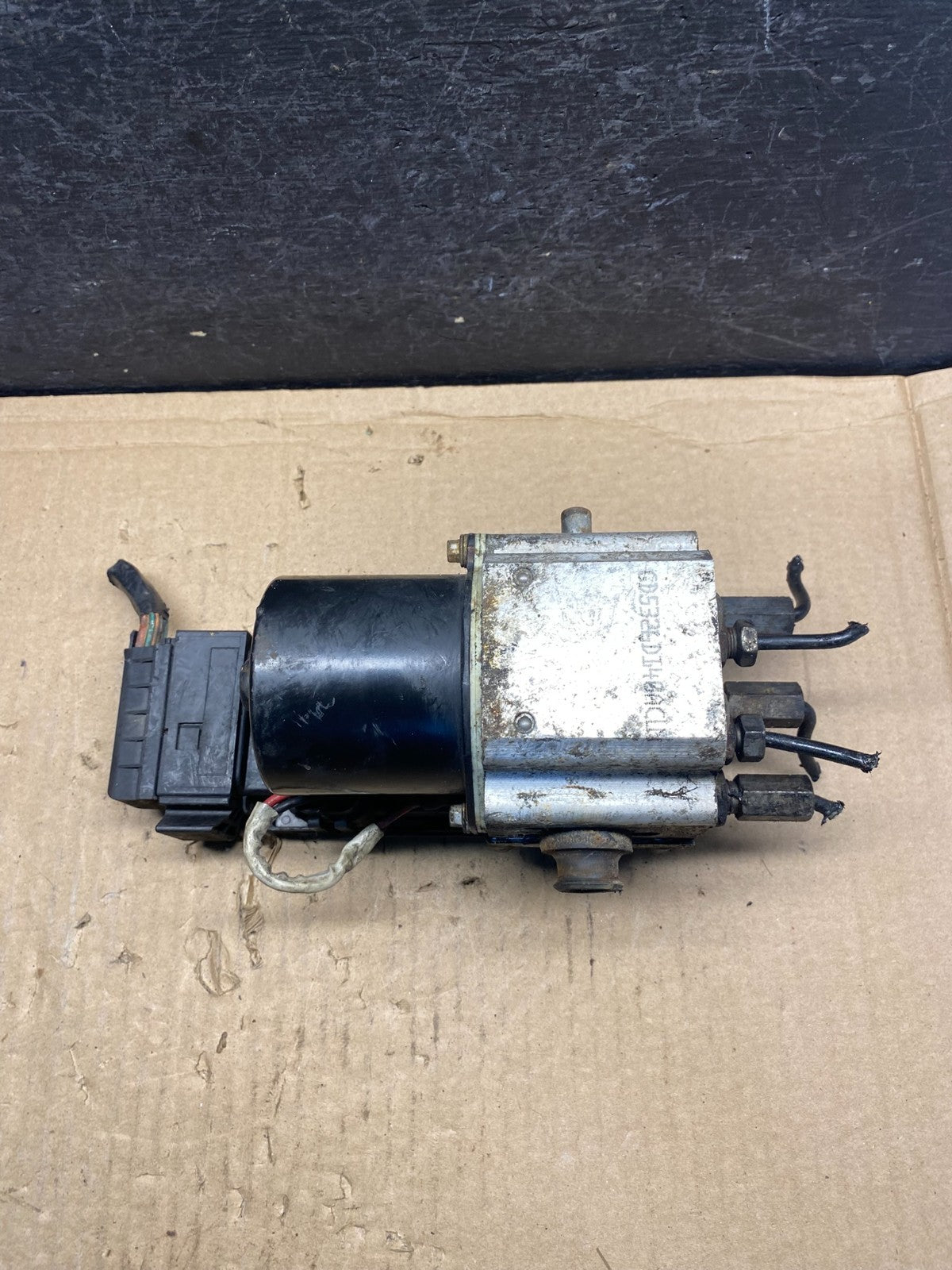 2006 2007 Ford E250 E350 Anti-Lock ABS Antilock Brake Pump AE8015 DW1