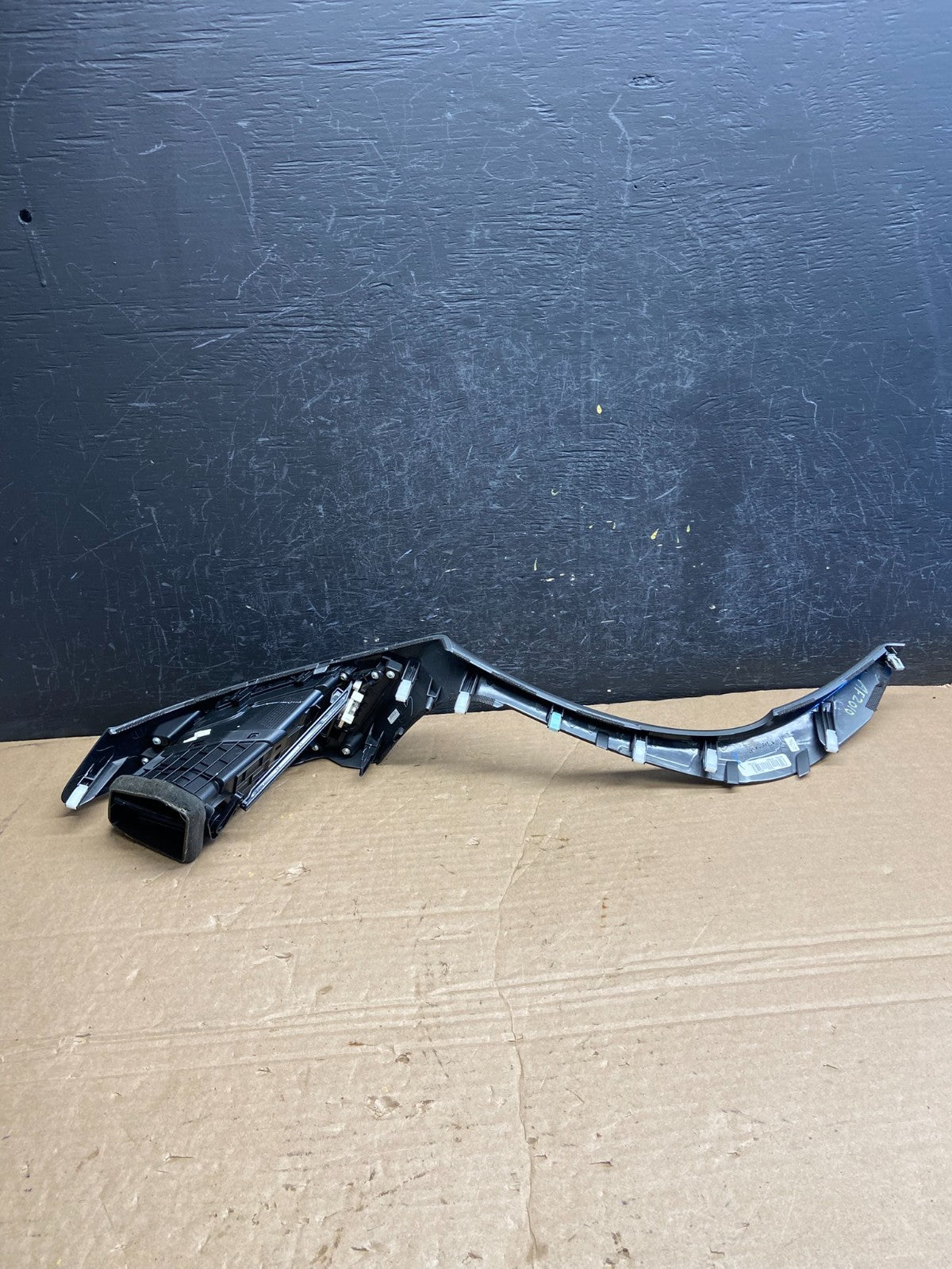 2014-2016 Hyundai Elantra Center Right Garnish Trim Bezel Air Vent AF2010 DW2