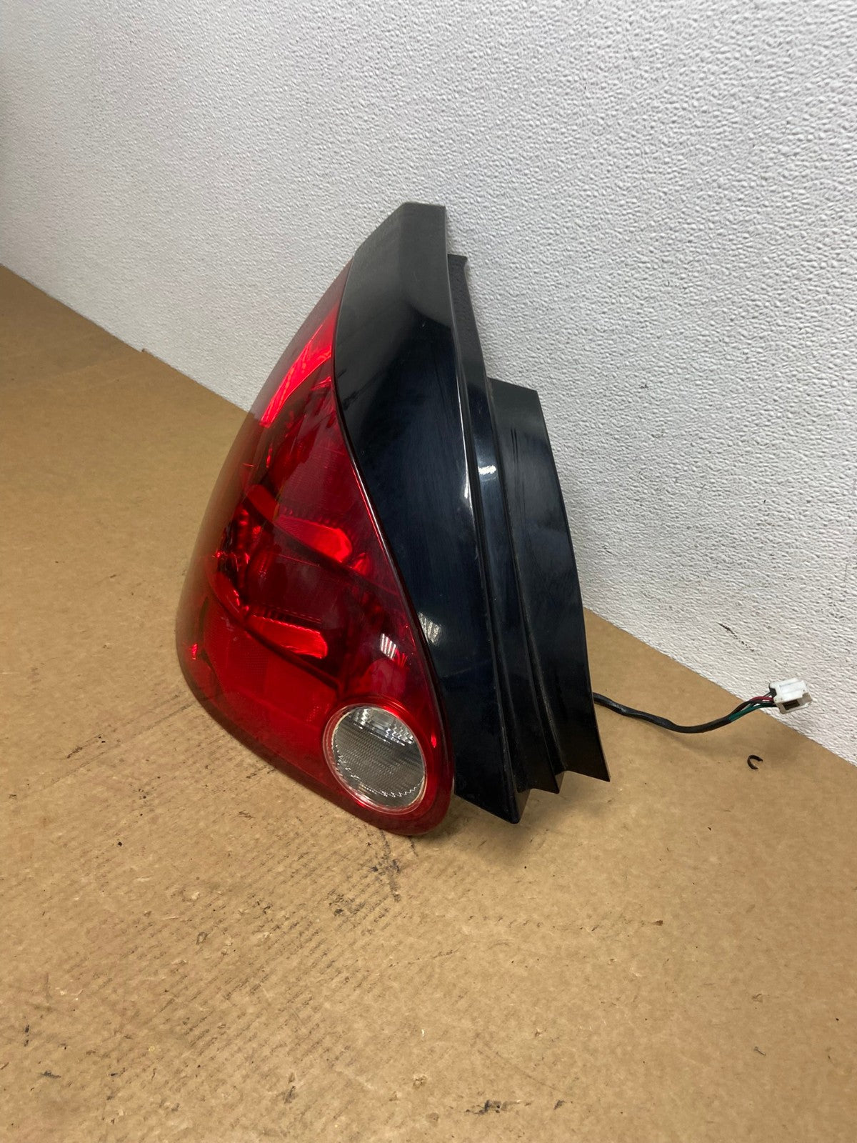 2004 2005 2006 2007 2008 Nissan Maxima Left Driver Lh Tail Light AC2911 LK1