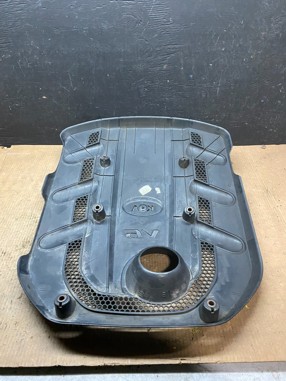 2007 to 2009 Kia Amanti Engine Cover V6 OEM H69072