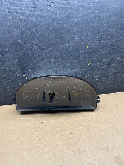 1998-2005 Mercedes W163 ML320 ML430 Instrument Cluster Speedometer S6395 DG0
