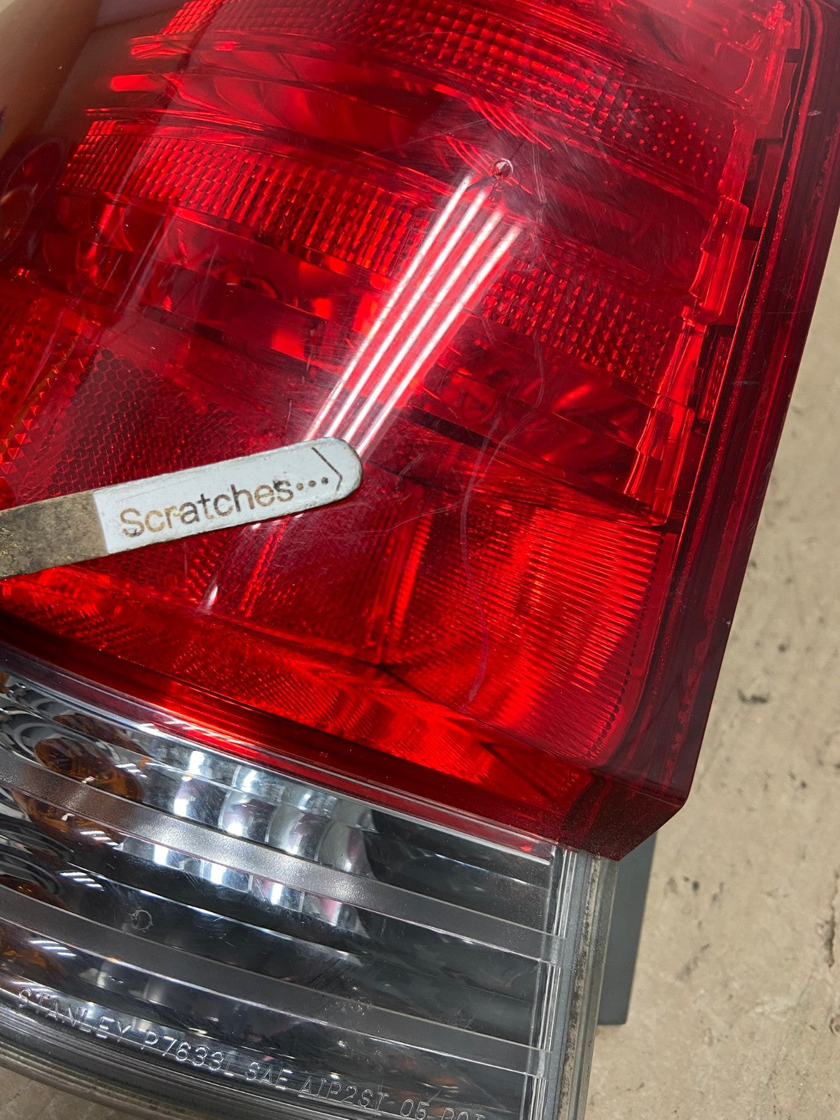2008 2009 2010 Honda Odyssey Left Driver LH Side Tail Light AG7999 LK3
