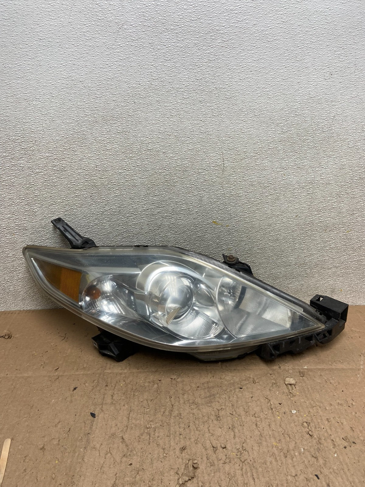 2006 2007 Mazda 5 Right Passenger RH Side Halogen Headlight OEM Y3422 DW0