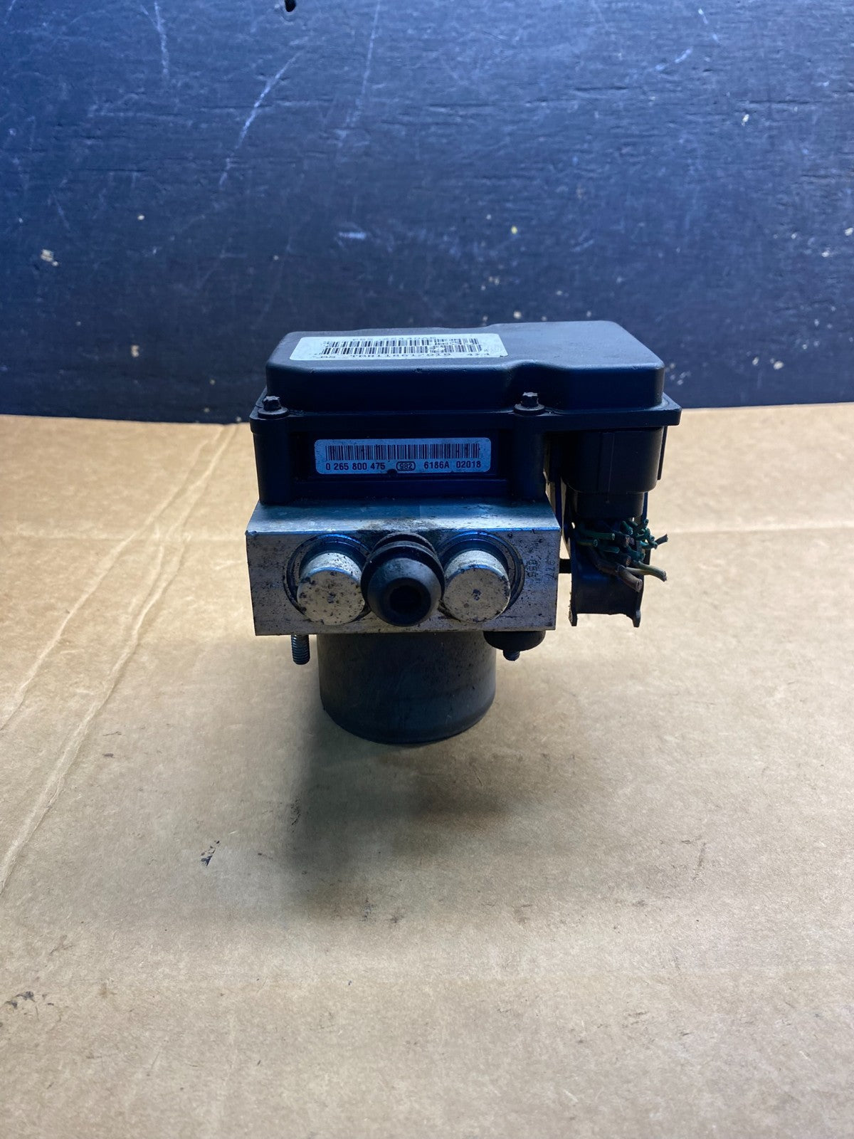 2004 2005 Dodge Durango ABS Anti Lock Brake Pump OEM AB3529 DG1