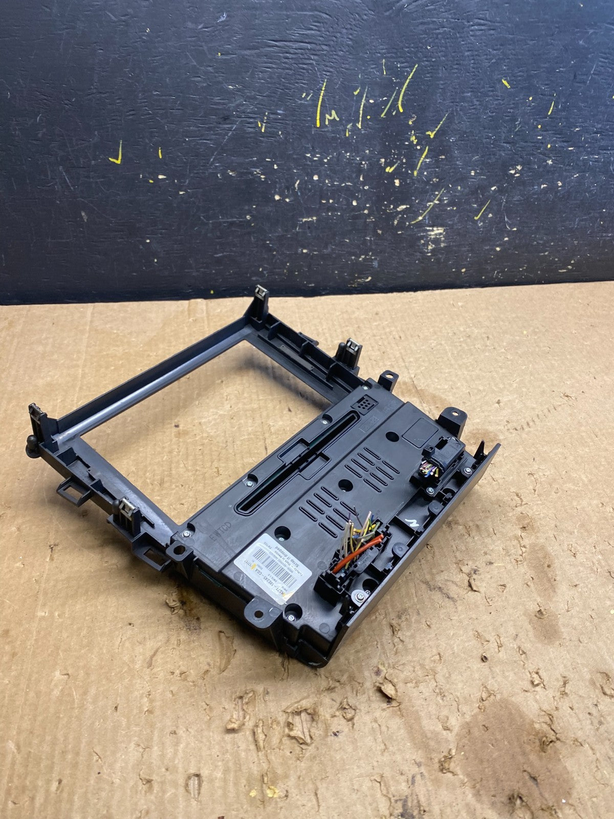 2017 to 2020 Ford Fusion Radio Climate Control A/C Control OEM z7148 DG3