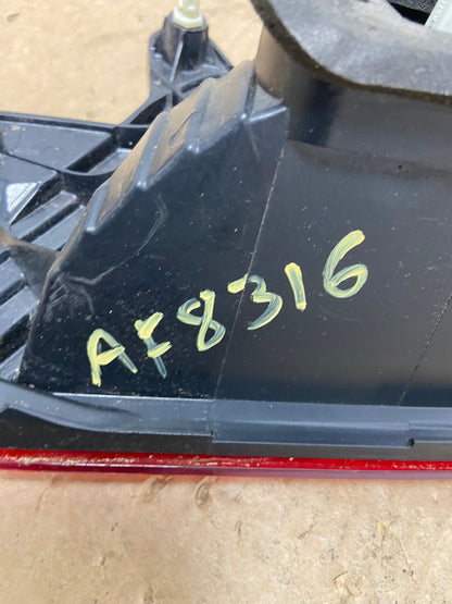 2010-2014 Subaru Outback Left Driver Lh Side Inner Tail Light AF8316 LK5