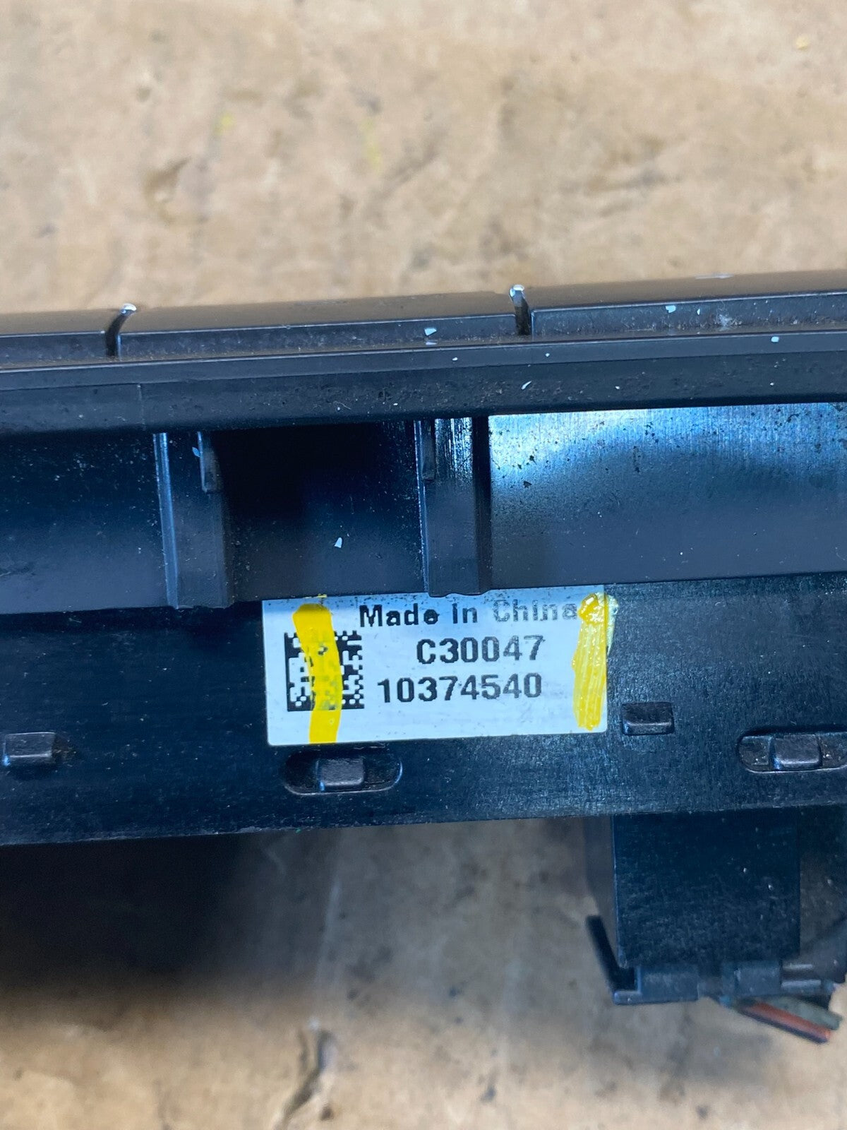 2007 - 2014 Chevrolet Tahoe Yukon Pedal Traction Control Switch OEM W9444 DG6