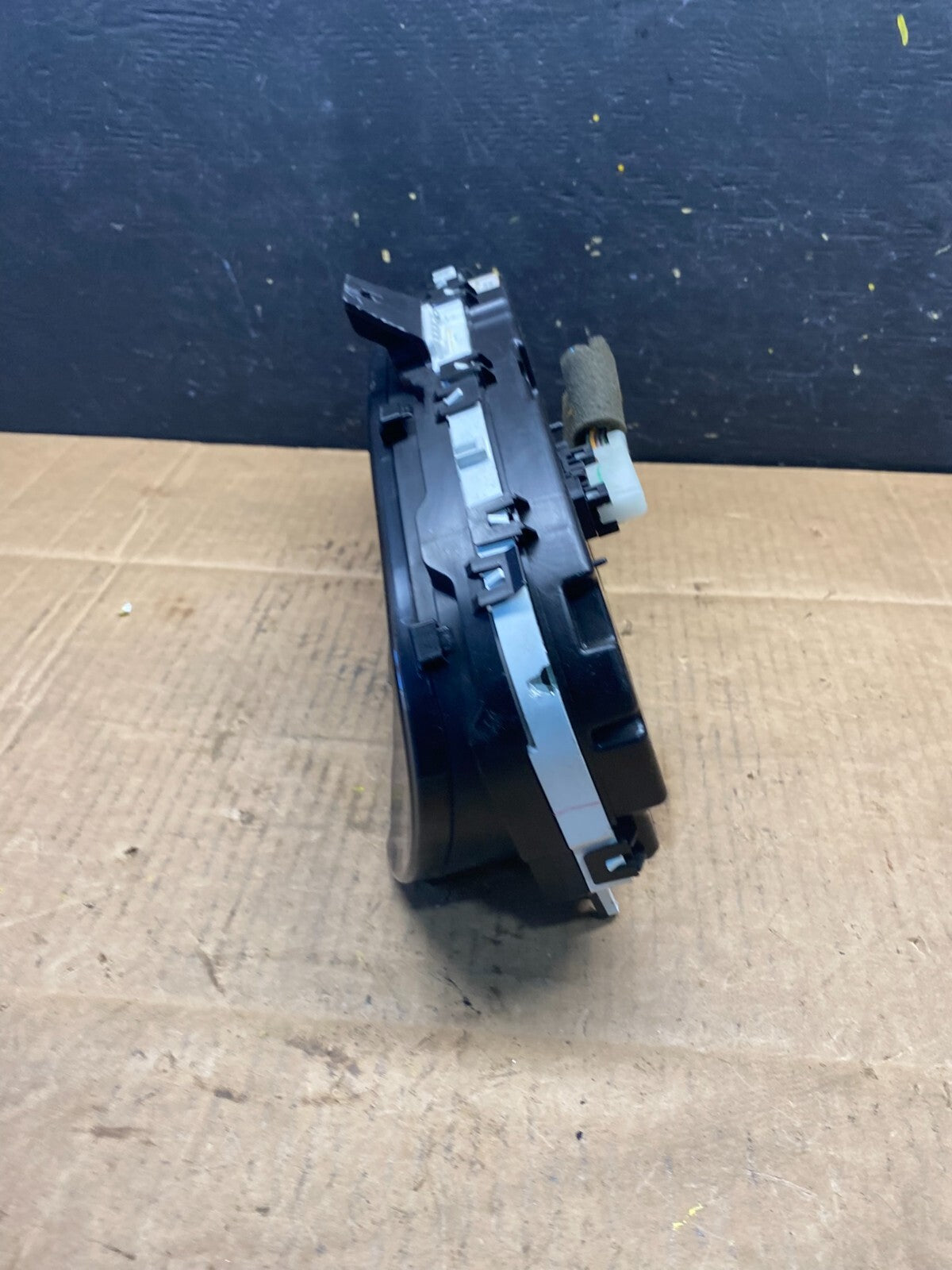 2011 2012 Lincoln MKZ Speedometer Cluster Gauge OEM o1471 DG1
