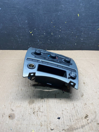2005 2006 2007 Jeep Commander Grand Cherokee A/C Climate Control Bezel P5681 DG1