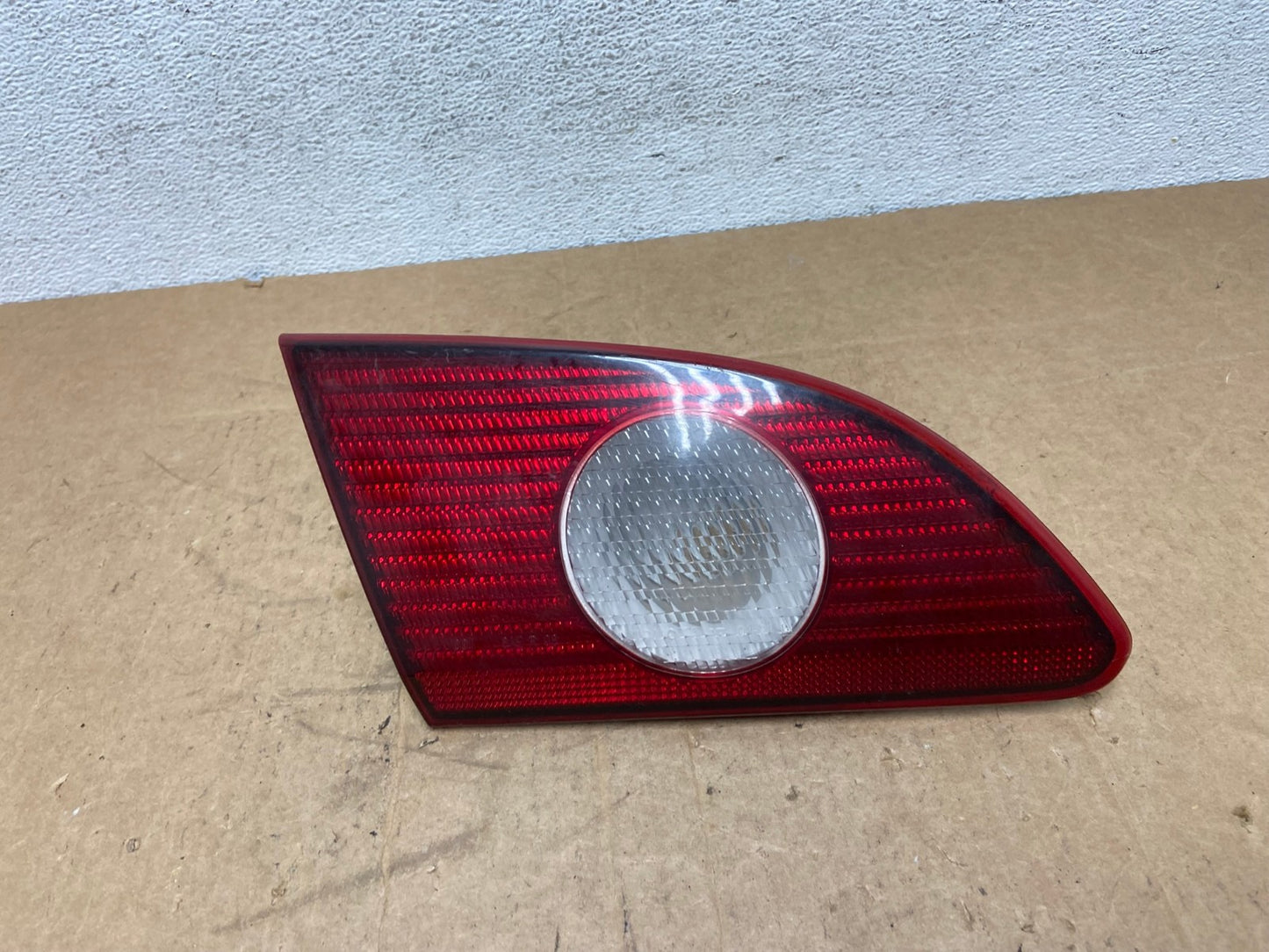 2001 2002 Toyota Corolla Left Driver LH Side Inner Tail light AD6302 LK0