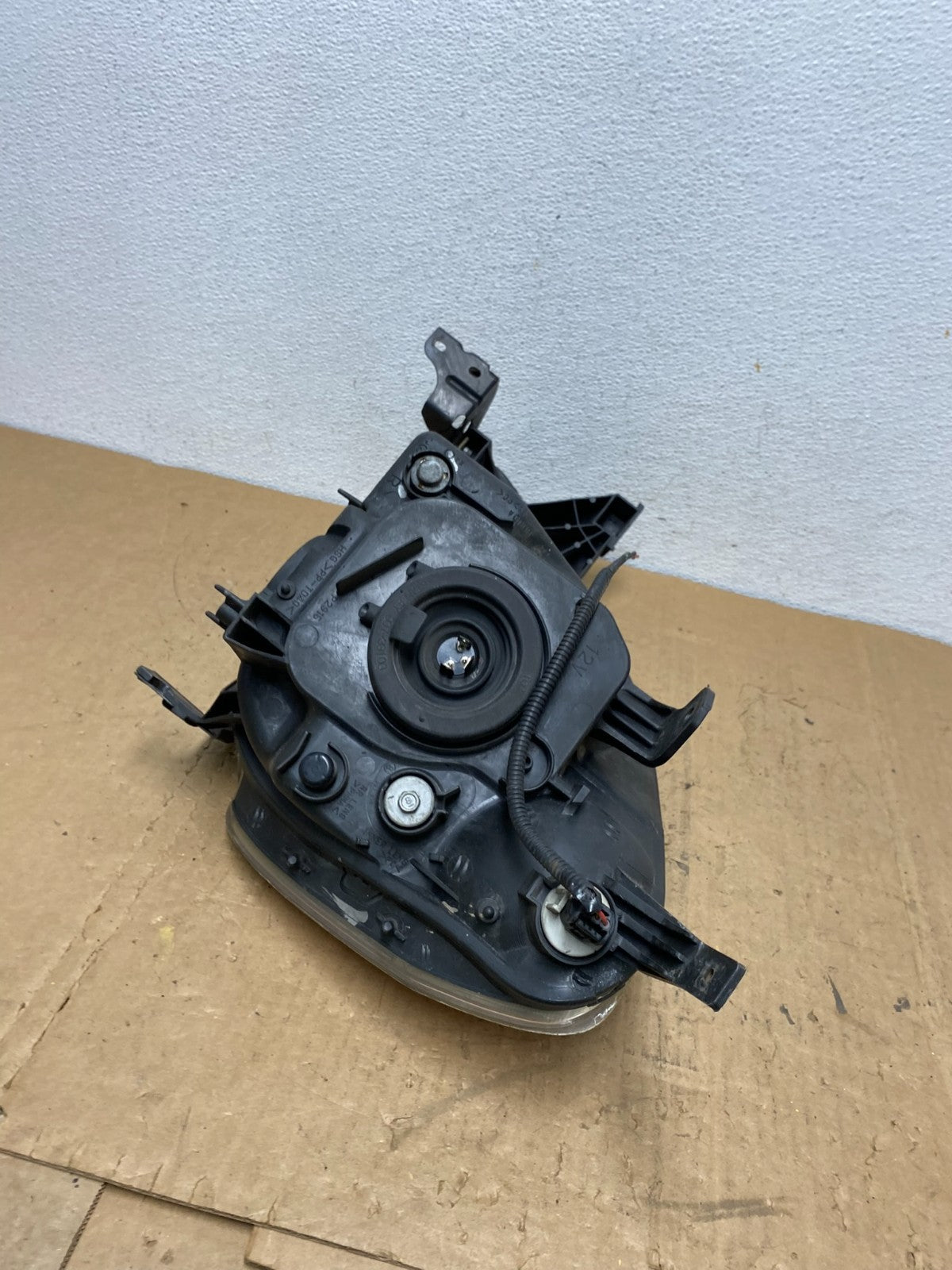 2002 to 2004 Honda CRV CR-V Right Passenger RH Halogen Headlight AD0509 DW9