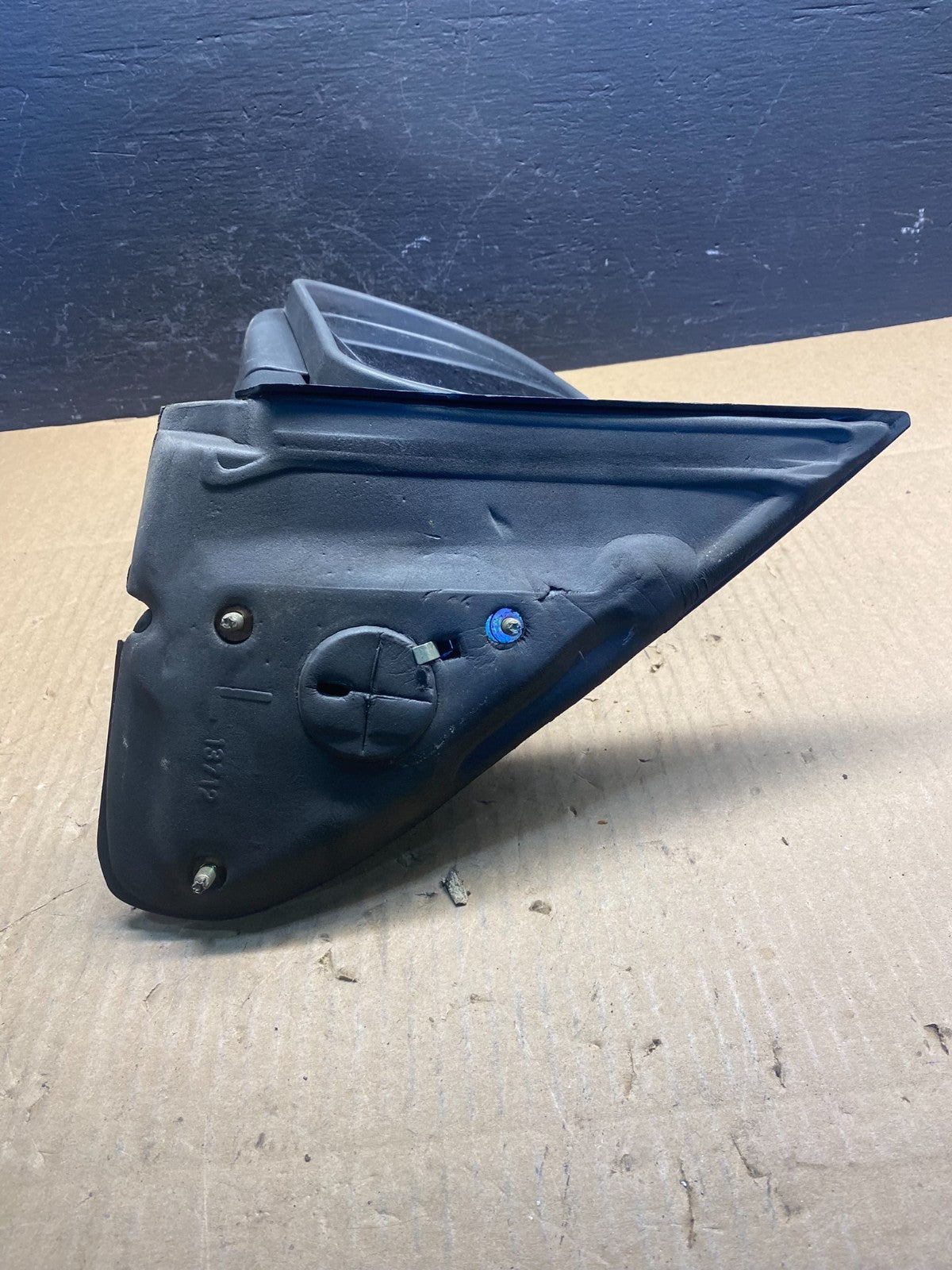 2006 to 2009 Chevrolet Trailblazer Left Driver View Door Mirror AC2539 DG4
