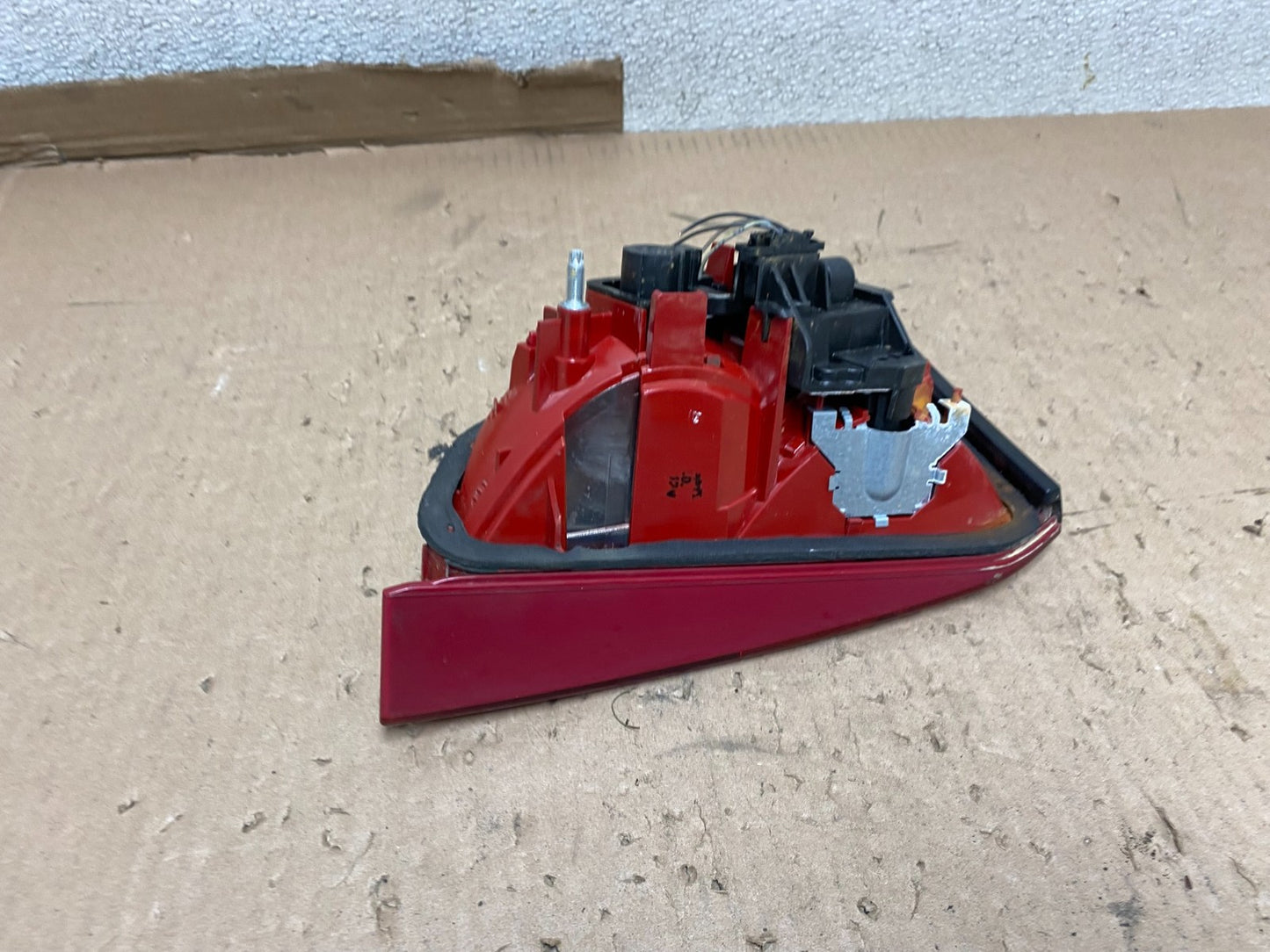 2009 2010 2011 2012 Audi A4 Sedan Left Driver Side Inner Tail Light U8771 DW6