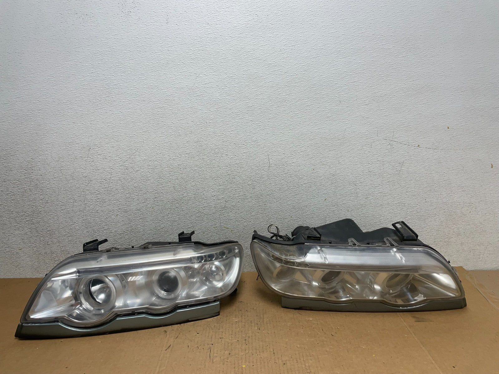 2000-2003 BMW X5 E53 LED Left+Right Set LED Chrome Projector Headlight Q7391 DG0