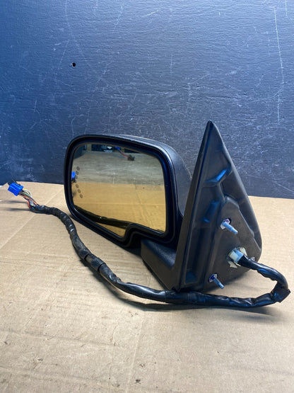 2003-2006 Chevrolet Tahoe Suburban Left Driver LH Turn Door Mirror AE8276 DW11
