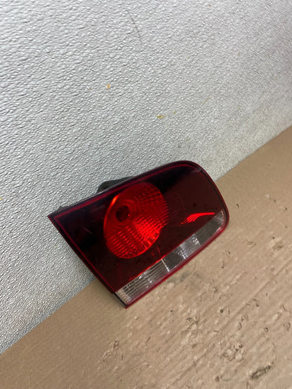 2007-2010 Volkswagen Touareg Left driver Side Inner Tail Light Oem AB1457 LK2