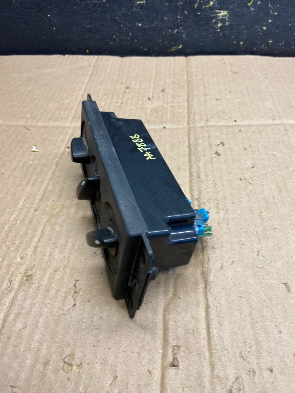 2008-2012 International WorkStar 7300 Climate Control Heater Panel  AA7888 DG2