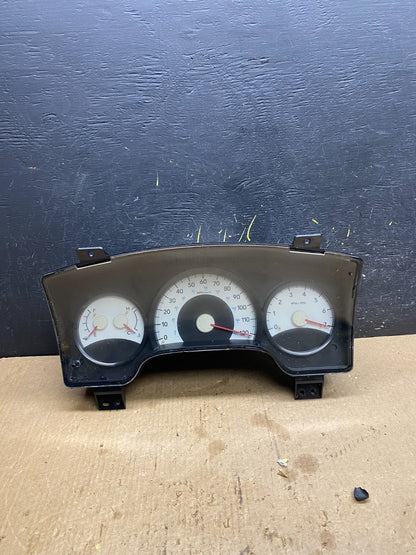 2006 Dodge Durango Speedometer Instrument Cluster Gauge OEM Z7097 DG0
