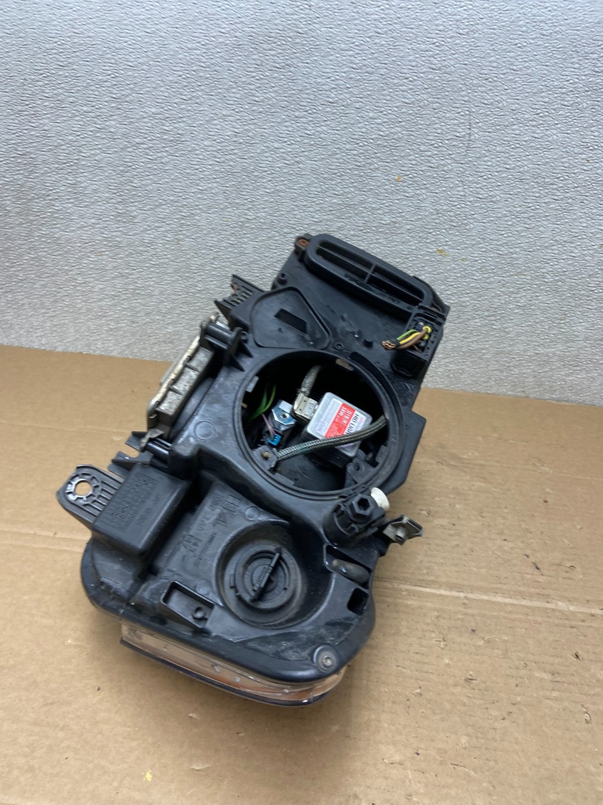 2011 to 2014 BMW X3 Right Passenger RH Side Xenon Headlight AB4600 DW11