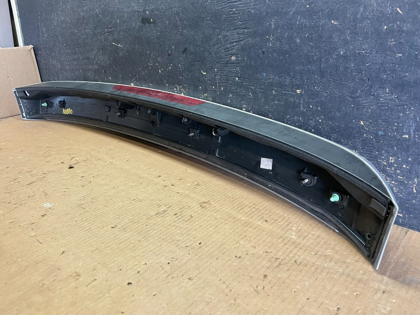 2007 - 2009 AUDI Q7 Rear Tailgate Spoiler W/ 3RD Third Brake Light OEM aa5964 DG7